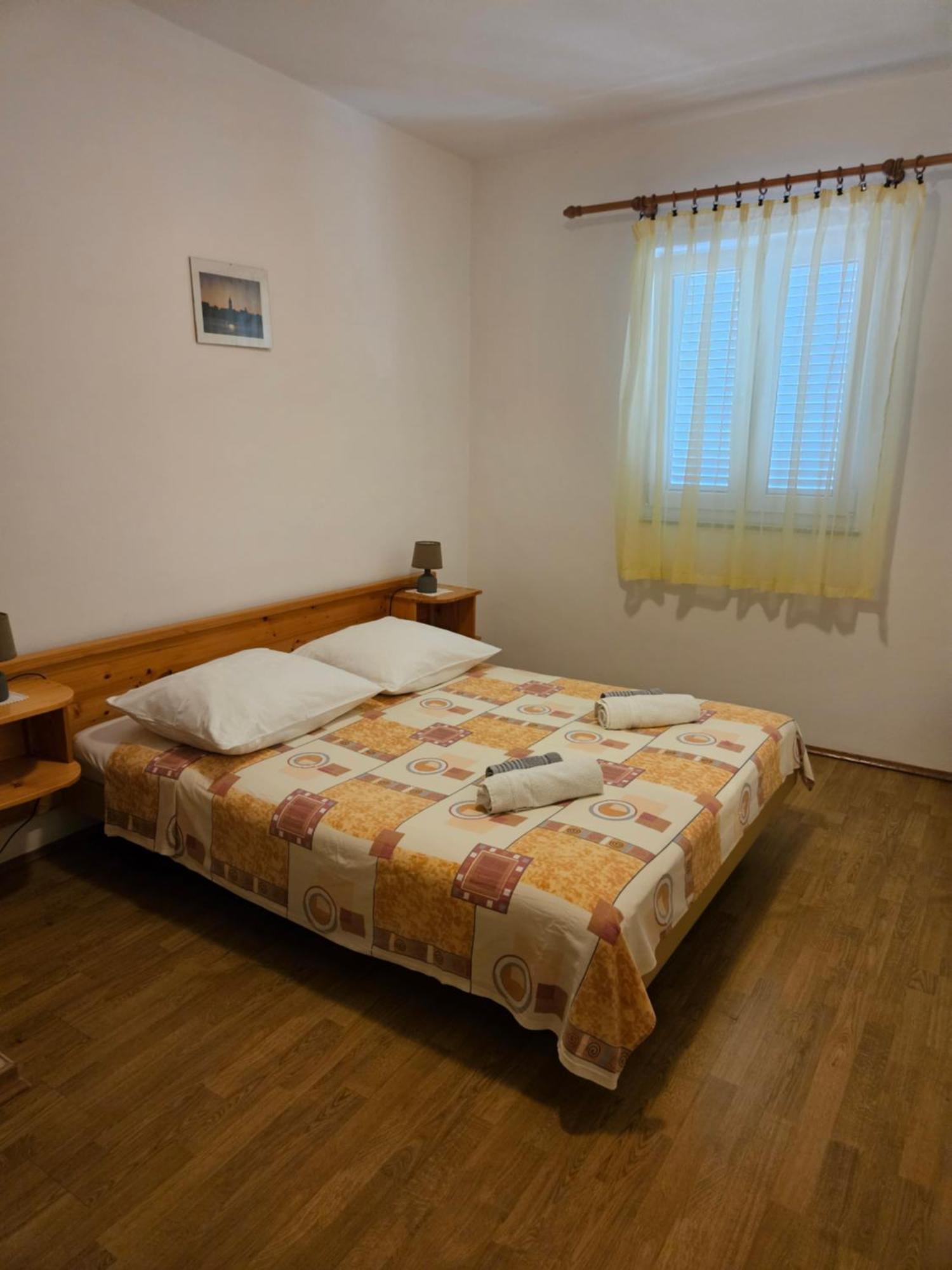 Apartmani Tatjana 라브 외부 사진